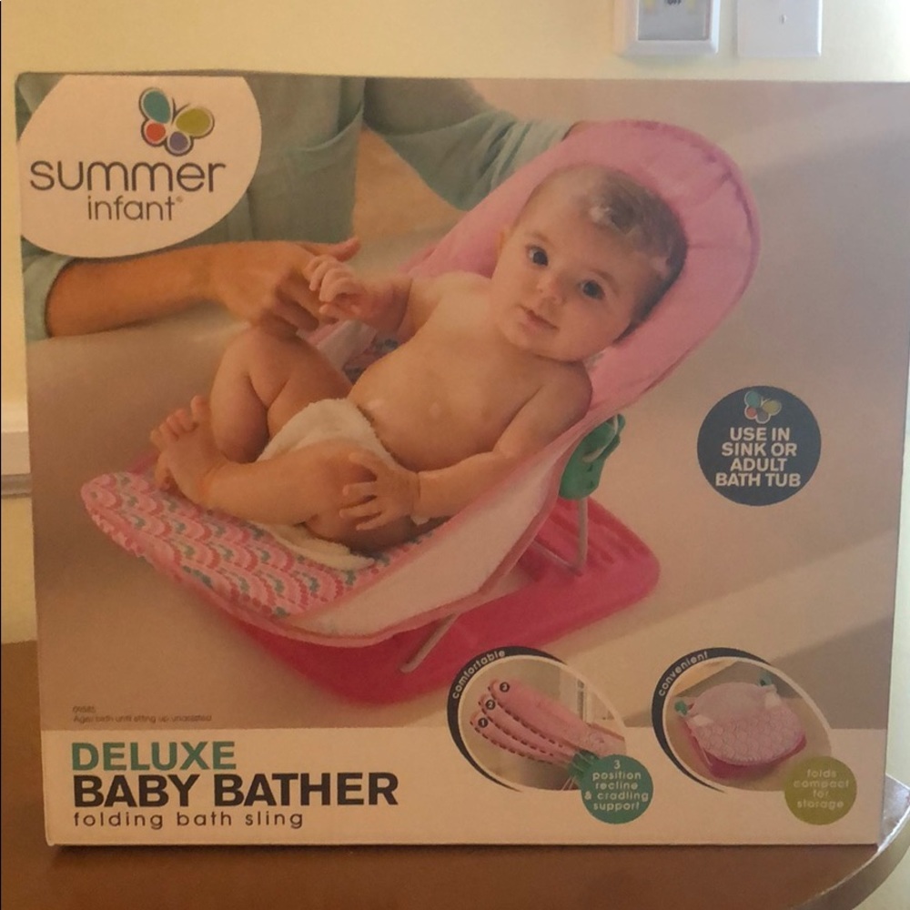 Deluxe baby bather